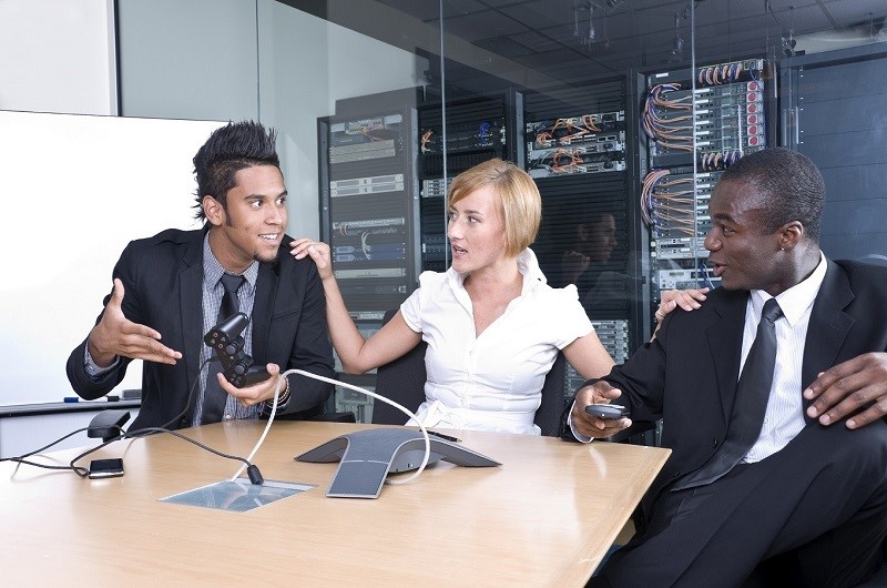 data centre Facility Management : climatisation de bureaux et salles de serveurs