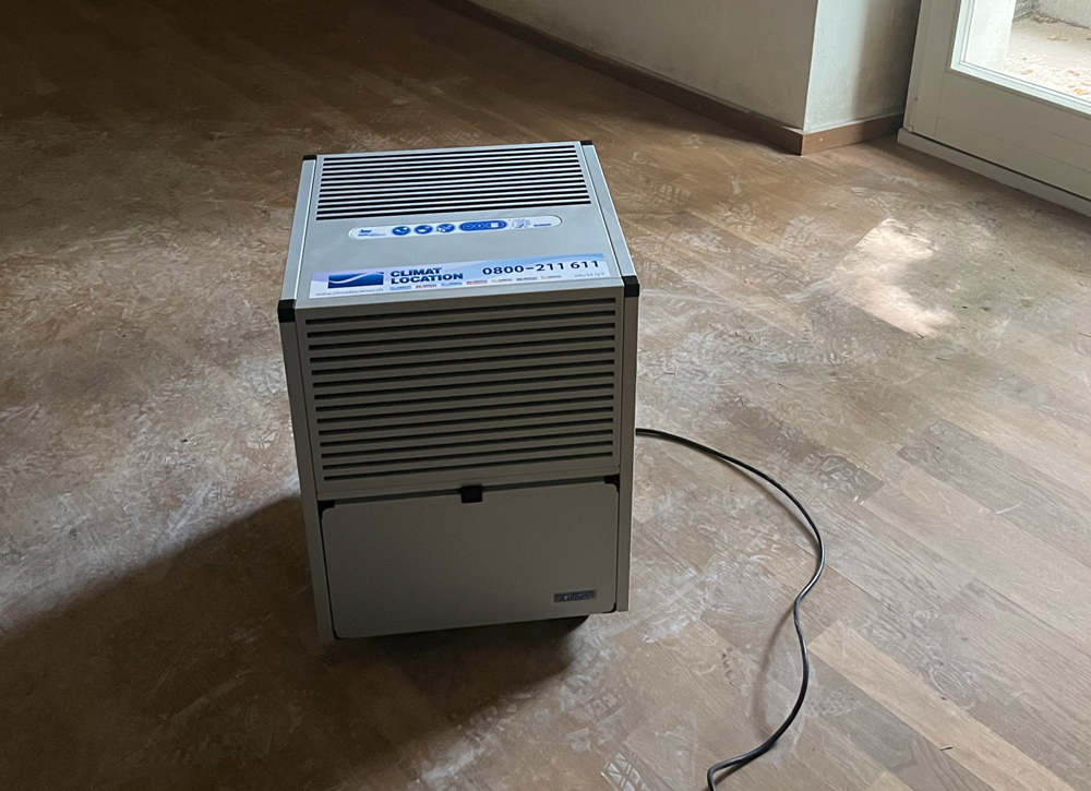 Location de déshumidificateurs suite à un dégâts des eaux sur un chantier