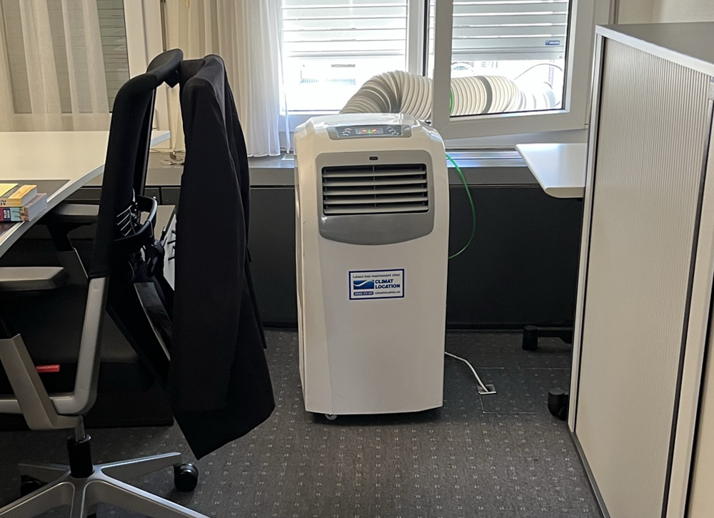 Une banque de Berne loue des climatiseurs pendant la canicule du mois d’août