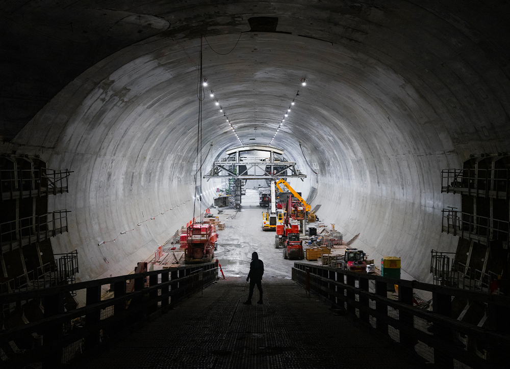 Location d’extracteurs d’air pendant des travaux dans un tunnel